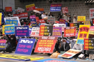 한국교회언론회, 서울시 인권위원장 자진사퇴 촉구